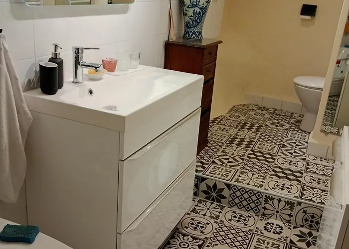 Bed and breakfast La Ruelle 3*